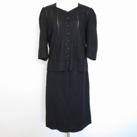 斉藤都世子のセットアップを買取しました！気品の良さがにじみ出る