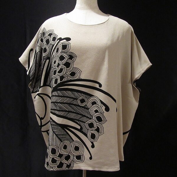 詩仙堂のカットソーを買取しました！大胆な柄が素敵に見とれます