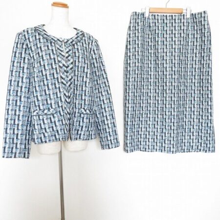 和モダンな風合い ラピーヌ ルージュのスカートスーツを買取しました