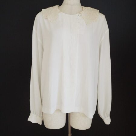 可愛らしさが際立つ ピンクハウスのブラウスを買取しました！