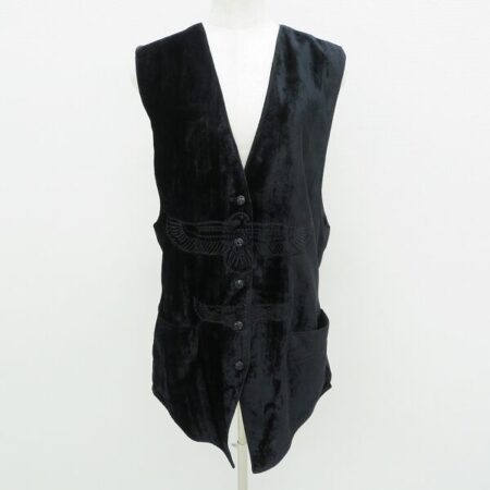 エレガントさもある 伊太利屋のベロア調ベストを買取しました