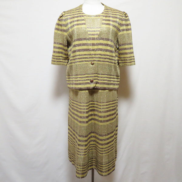 可愛らしさも高貴な風合いもある 斉藤都世子のセットアップを買取しました