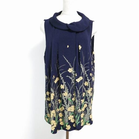 【詩仙堂のカットソーをお買取しました】繊細で豪華なお花が可愛い