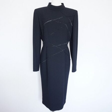 銀座マギーのワンピースを買取しました｜シックなエレガントレディになれる