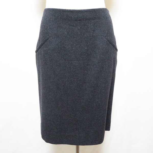 キャリアウーマンにもなれる｜エンポリオアルマーニのスカートを買取しました