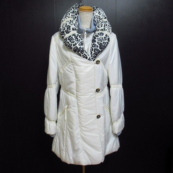 伊太利屋 コートを買取しました！中側のヒョウ柄がいい