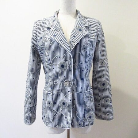 銀座マギーのジャケットを買取しました！オープンな雰囲気に