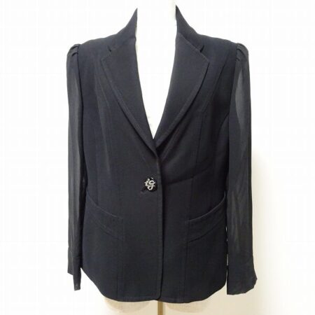 銀座マギーのジャケットを買取しました！シースルーで暑い日にも着られる