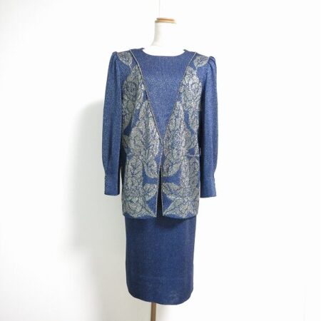 斉藤都世子のセットアップを買取しました！シルバーと青の高級感