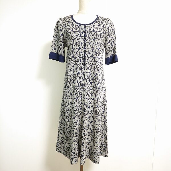 斉藤都世子のワンピースを買取させて頂きました