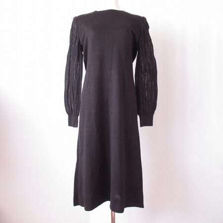 斉藤都世子のワンピースを買取しました！まとまった雰囲気で大人カジュアルコーデ