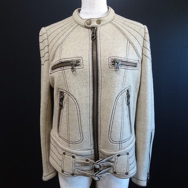 【伊太利屋】ベージュ×ライダースがレアなジャケットを買取しました！