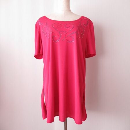 伊太利屋のカットソーを買取しました！鮮やかピンクで目立つ
