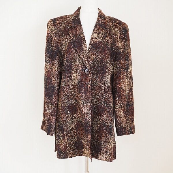 レリアンのジャケットを買取しました!引き込まれる優雅な柄