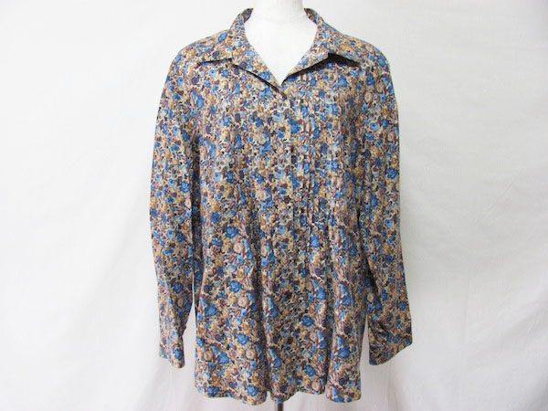 レリアンのシャツを買取しました！ほどよく素朴な花柄で使いやすい