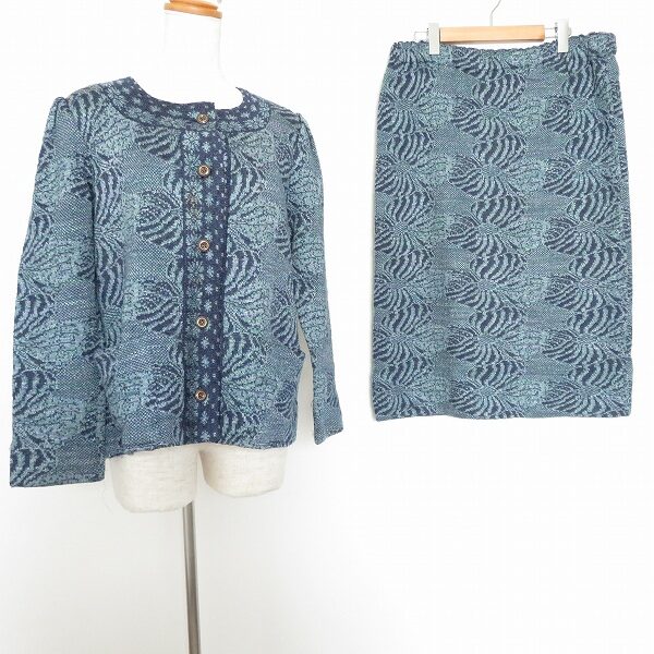 斉藤都世子のセットアップを買取しました！揺れるような絵柄がラグジュアリー