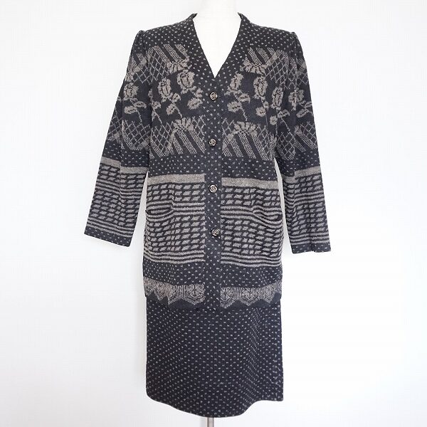 【斉藤都世子のセットアップを買取しました】どこか愛らしさもある