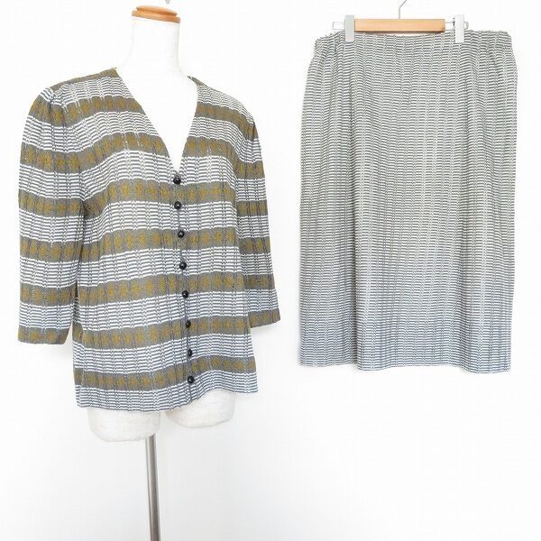 斉藤都世子のツーピースを買取しました！白とカーキのカジュアル感が可愛い