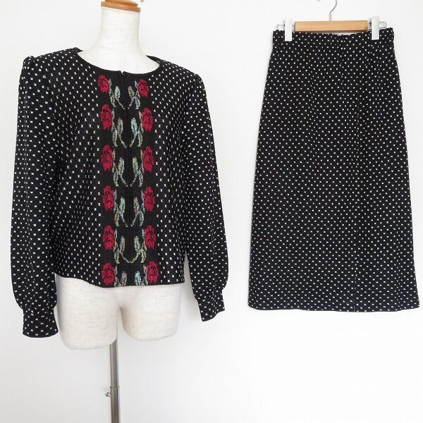 ドットとバラの相性抜群 斉藤都世子のセットアップを買取しました