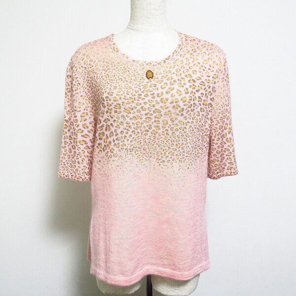 伊太利屋のニットを買取しました！柔らかいヒョウ柄でしっとり大人に仕上がる