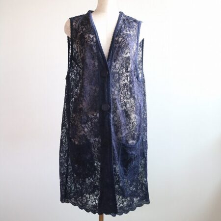 伊太利屋！シースルーロングジレを買取させて頂きました