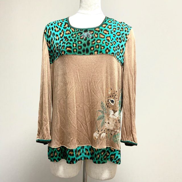 鮮やかレオパードが目をひく 伊太利屋のカットソーを買取しました