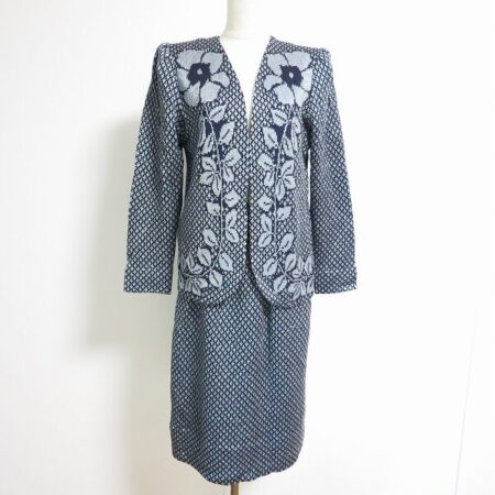 斉藤都世子のセットアップを買取しました！セレブリティな花柄が決めて