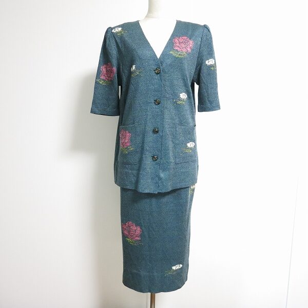 斉藤都世子のセットアップを買取しました!緑×ラメ×花柄がシック