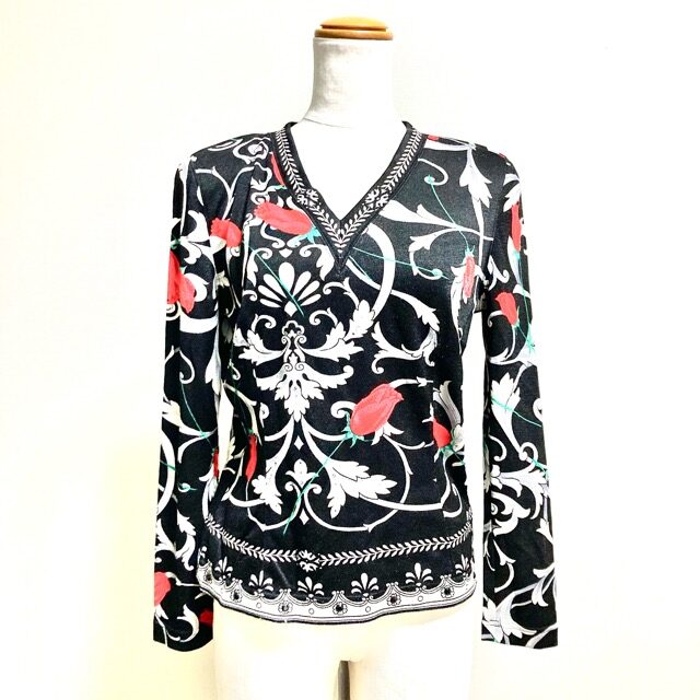 伊太利屋のカットソーを買取しました！ゴージャスな柄に見とれる