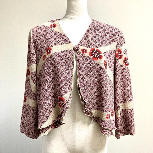 詩仙堂のカーディガンを買取しました！上品な柄が魅力的