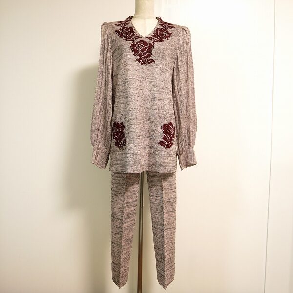 綺麗にカッコよく決まる!斉藤都世子のセットアップを買取しました