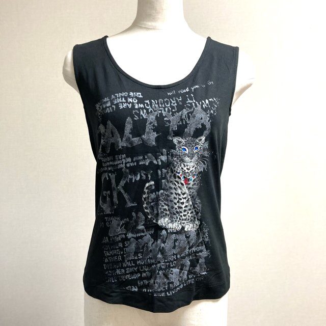 アクイールの人気ブランド、伊太利屋のタンクトップを買取いたしました