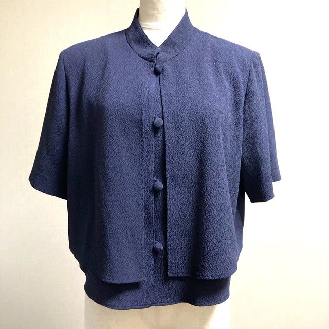 詩仙堂のブラウスを買取しました！メンズライクなスタイルで清々しく