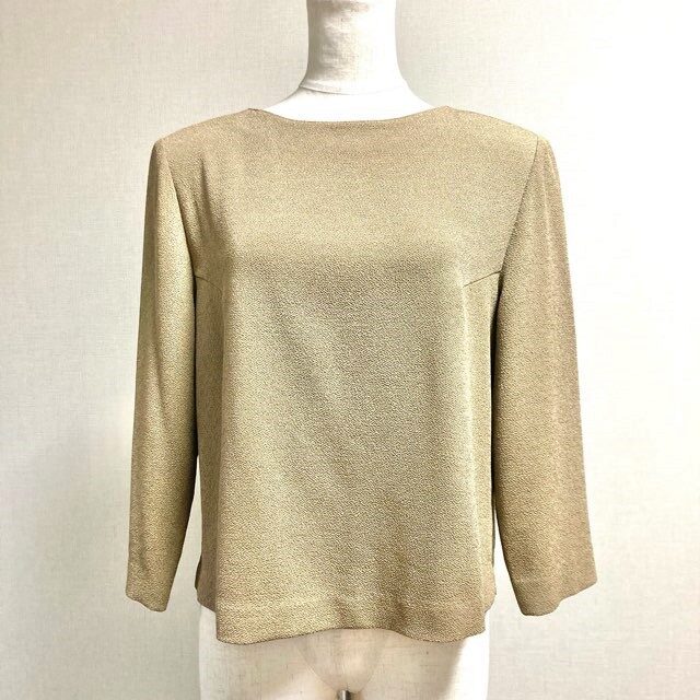 詩仙堂のカットソーを買取しました！綺麗めな雰囲気が嬉しい