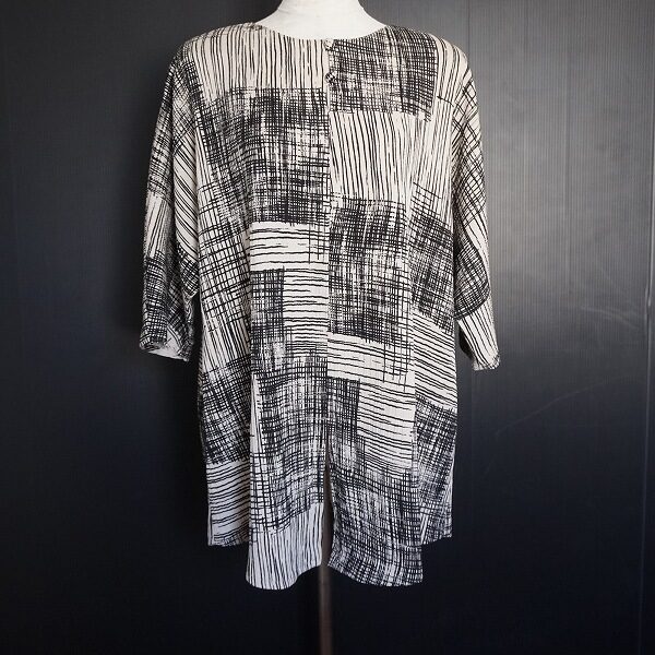 詩仙堂のチュニックを買取しました！強さと繊細さを感じられrます