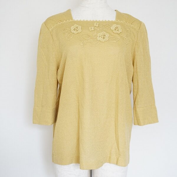 斉藤都世子のサマーニットを買取しました!黄色×花が定番の可愛さを出す