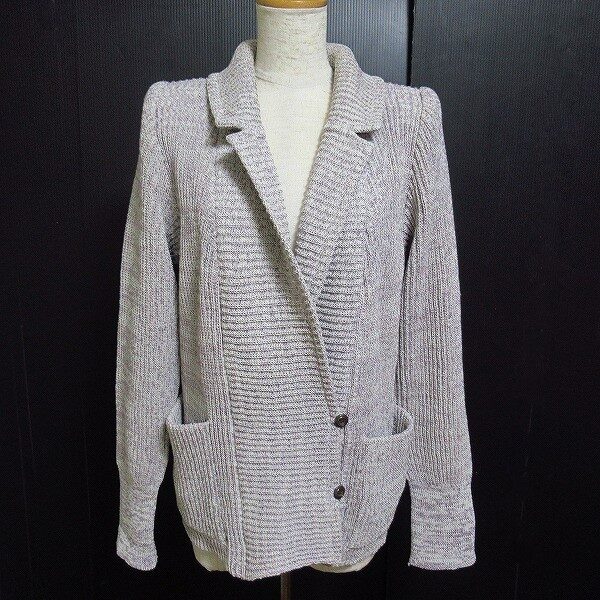 斉藤都世子のジャケットを買取しました!白と紫の色合いがエレガント