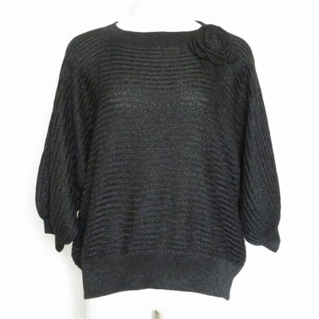 シックに綺麗に！斉藤都世子のニットを出張買取ご利用のお客様より買取しました