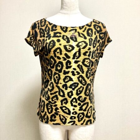 大胆なヒョウ柄で強さをアピール！伊太利屋のカットソーを買取しました