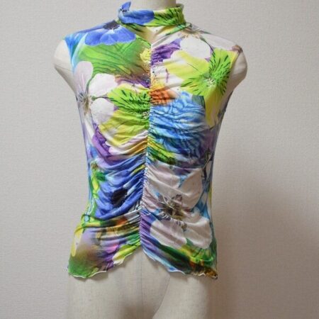 美しい花柄に圧倒|伊太利屋のカットソーを買取しました