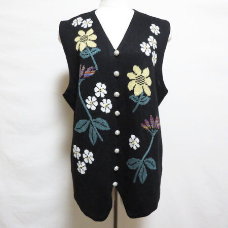 愛らしい花が特徴的な斉藤都世子のジレを買取しました