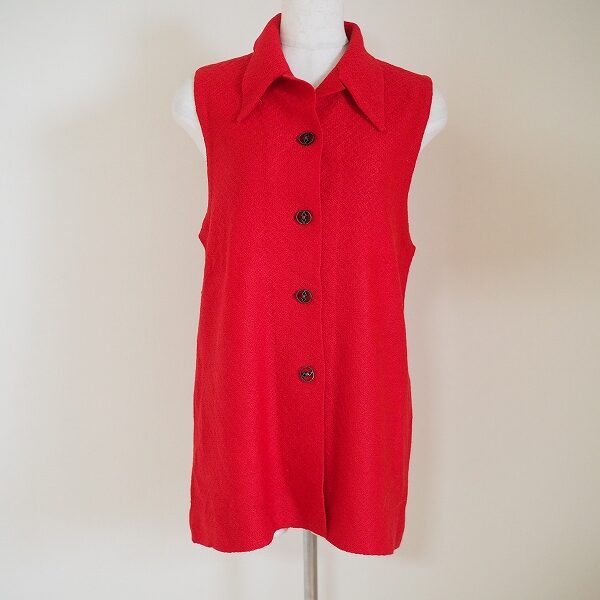 斉藤都世子のベストを買取しました！聡明な感じが出せる