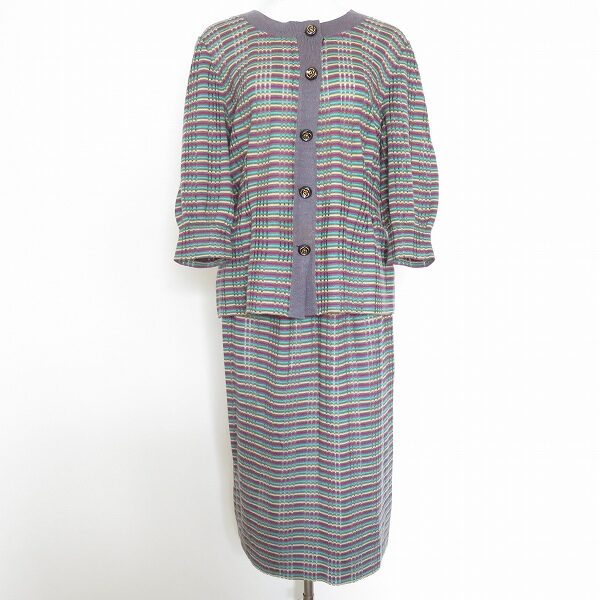 斉藤都世子のセットアップを買取しました!主張しすぎないボーダーが素敵