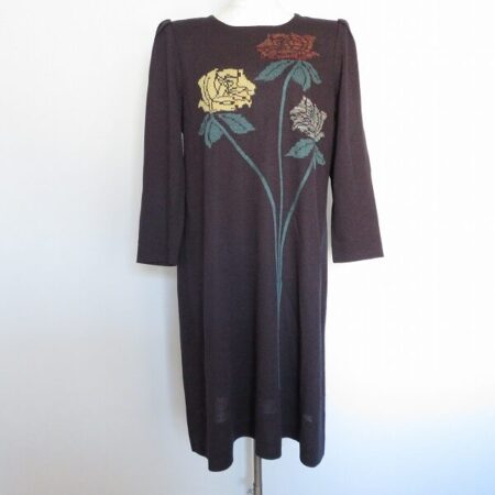 斉藤都世子のワンピースを買取しました！せつないブラウンがいい