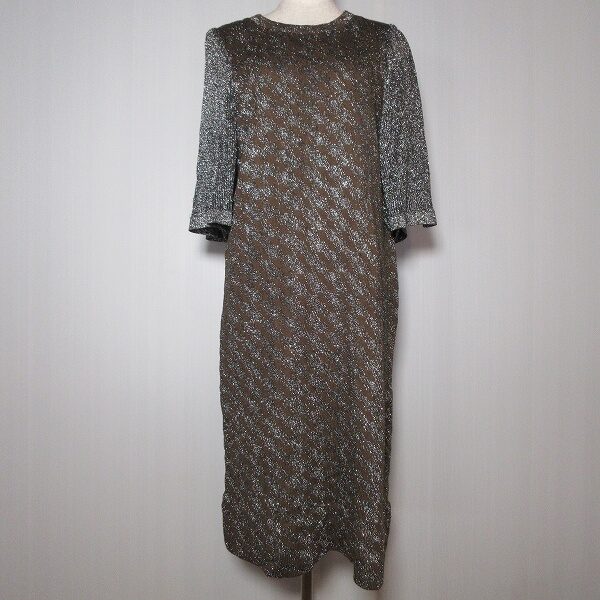 斉藤都世子のワンピースを出張買取しました！