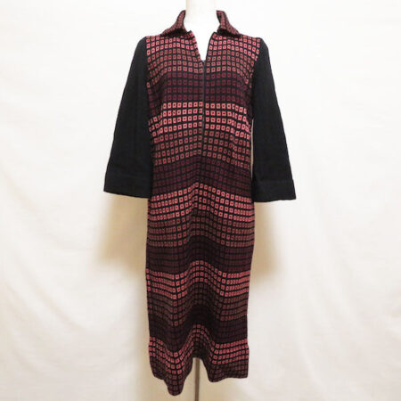 可愛くも珍しい柄がアクセントに 斉藤都世子のワンピースを買取しました