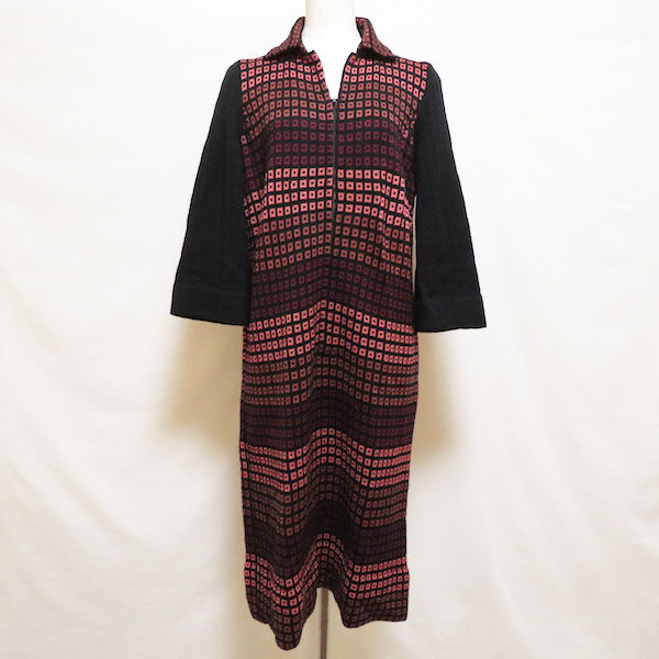 可愛くも珍しい柄がアクセントに 斉藤都世子のワンピースを買取しました