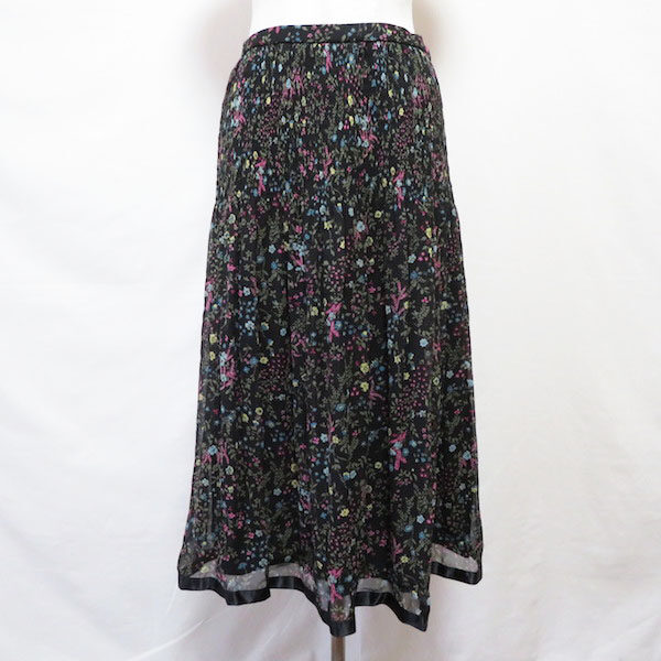 レリアンのスカートを買取しました！シフォンで可愛らしさも出る