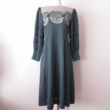 綺麗な花にうっとり 斉藤都世子のワンピースを買取しました