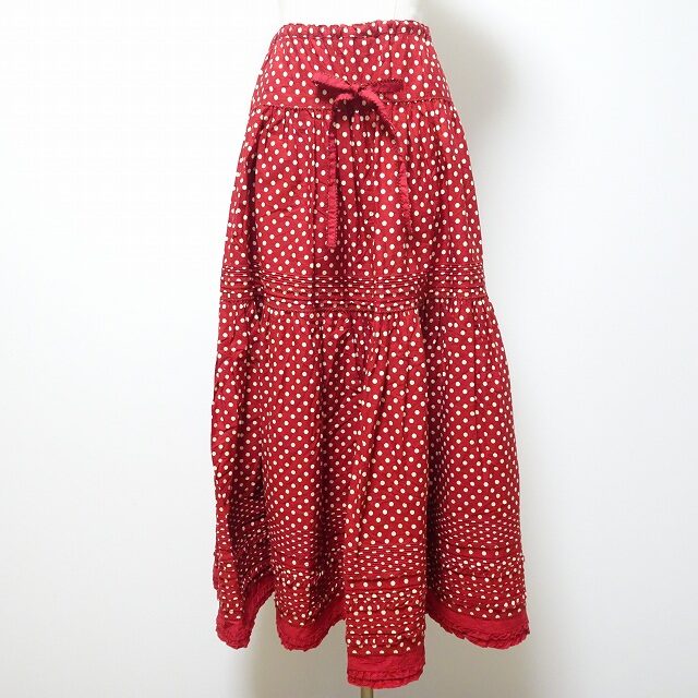 可愛らしさが凝縮した ピンクハウスのスカートを買取しました